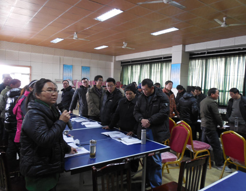 <a href='http://www.zykjled.cn/' class='keys' title='點(diǎn)擊查看關(guān)于德源化工的相關(guān)信息' target='_blank'>德源化工</a>企業(yè)文化教育