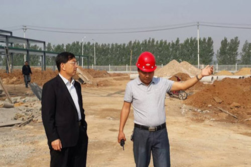 <a href='/huanyangshuzhi.shtml' class='keys' title='點擊查看關(guān)于環(huán)氧樹脂的相關(guān)信息' target='_blank'>環(huán)氧樹脂</a>二期工地建設(shè)