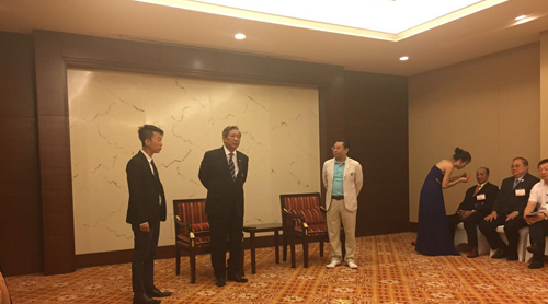 泰國(guó)總理披尼約見(jiàn)山東德源董事長(zhǎng)趙德存