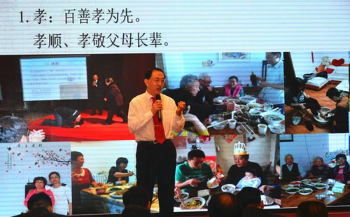 集團(tuán)公司黨委書記、董事長(zhǎng)趙德存詮釋企業(yè)文化內(nèi)涵3