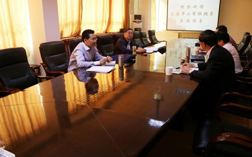 泰安市工商聯(lián)領(lǐng)導(dǎo)蒞臨德源調(diào)研扶貧開(kāi)發(fā)工作
